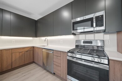 17 Avenue E unit 506, Bayonne, NJ 07002 - photo 3