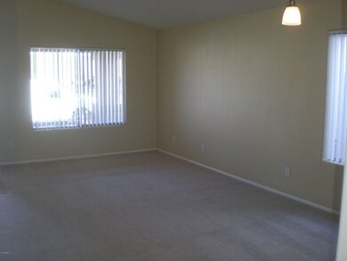 Living room_1456435052871_4