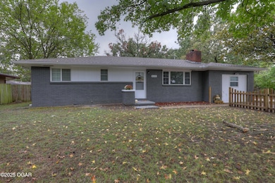 2102 E Yuma St, Joplin, MO 64801 - photo 2