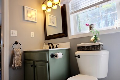 285 Elm St, Concord, NH 03303 - photo 7