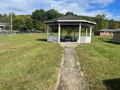 19077 U S 60, Culloden, WV 25510 - photo 5