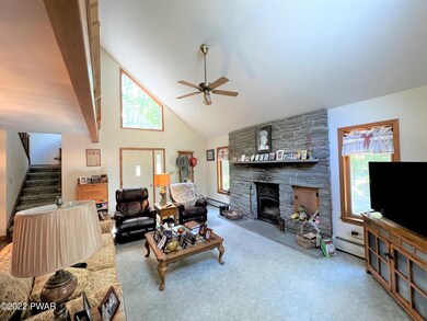 802 Kinglet Ct, Lords Valley, PA 18428 - photo 5