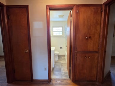 1710 Center St, Erie, PA 16510 - photo 6