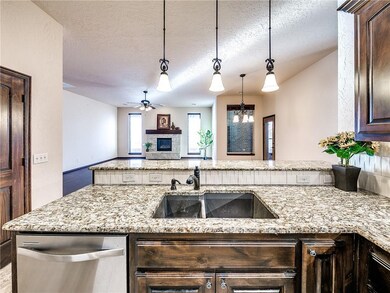 1917 NE 26th St, Moore, OK 73160 - photo 5