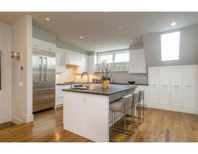 38 Upton St, Boston, MA 02118 - photo 4