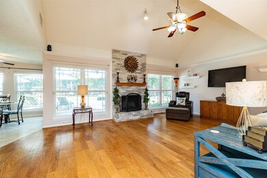 8222 Riverglade Dr, Houston, TX 77095 - photo 4