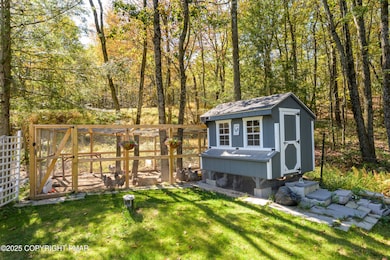 322 Russell Ct, Effort, PA 18330 - photo 5