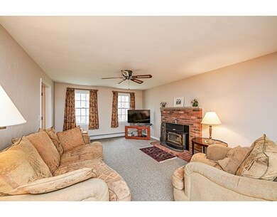111 Chestnut Hill Rd, Millville, MA 01529 - photo 3