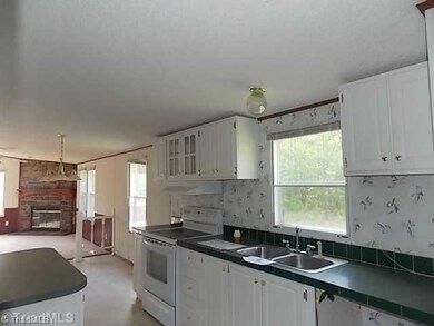 5853 Nc Highway 49 S, Denton, NC 27239 - photo 5