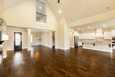 open floor plan that seamlessly flows from the foy