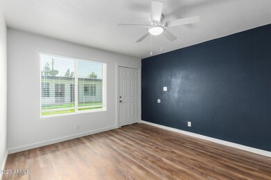 224 S Allen unit 6, Mesa, AZ 85204 - photo 4