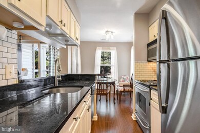 1785 Jonathan Way unit 1785-C, Reston, VA 20190 - photo 2