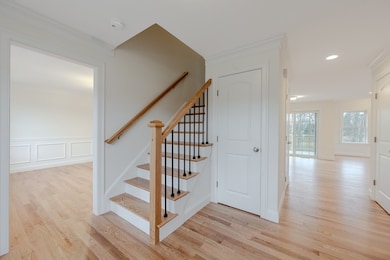 18 Esther Way unit Lot 12, Dracut, MA 01826 - photo 2