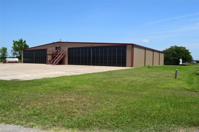 8802 Belcher Rd, Manvel, TX 77578 - photo 2