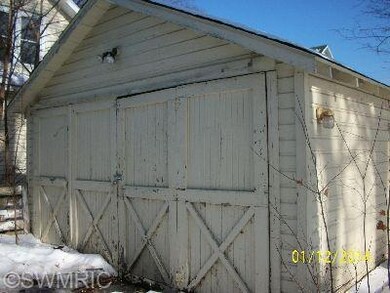 408 Enterprise St, Sturgis, MI 49091 - photo 3