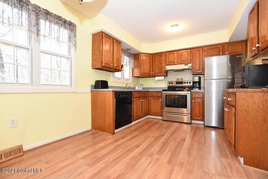 6 Carrousel Ct, Ballston Spa, NY 12020 - photo 4