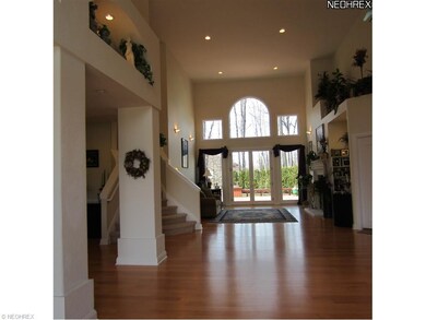 438 Berwick Cir, Aurora, OH 44202 - photo 4