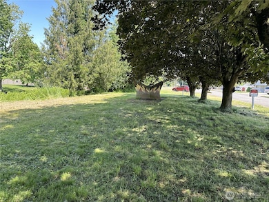 124 Columbia St, Sumas, WA 98295 - photo 3