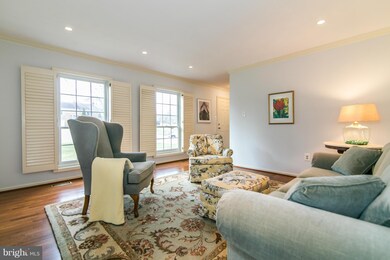 2225 Benedictine Ct, Vienna, VA 22182 - photo 3