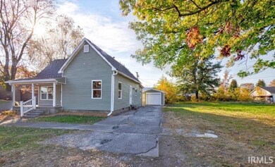 659 F St NE, Linton, IN 47441 - photo 2