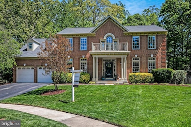 8529 Oak Pointe Way, Fairfax Station, VA 22039 - photo 2