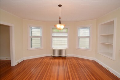 10 Elliot Place, Newport, RI 02840 - photo 7