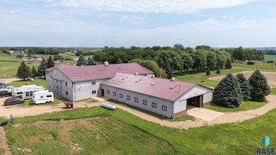 25467 473rd Ave Ave, Baltic, SD 57003 - photo 3