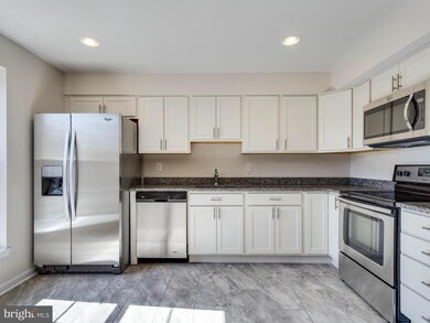 10602 High Beam Ct, Columbia, MD 21044 - photo 6