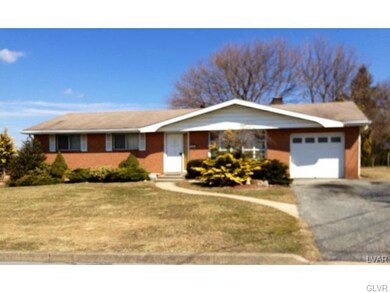 5 S 11th St, Emmaus, PA 18049 - photo 2