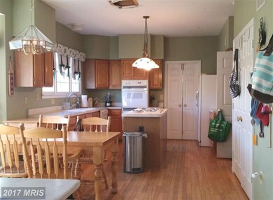 8808 Brink Rd, Gaithersburg, MD 20882 - photo 6