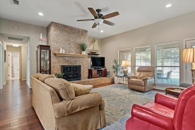 2110 Pecan St, Bonham, TX 75418 - photo 7