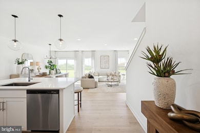 70 Thornton Ave, Ranson, WV 25438 - photo 4