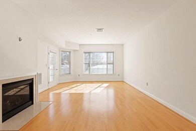 Salem Place Condominiums unit 16, Woburn, MA 01801 - photo 5
