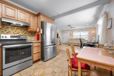 Unit B kitchen