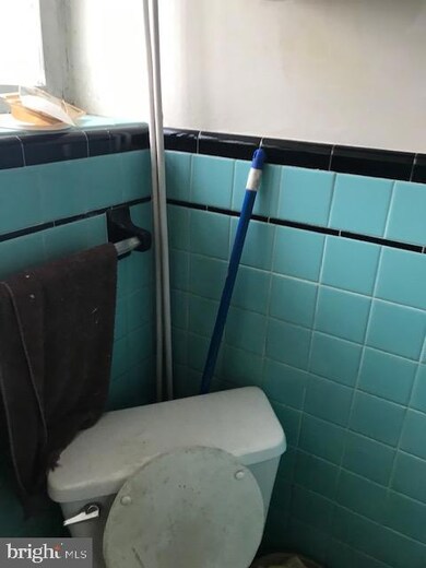 724 Cypress St, Lansdowne, PA 19050 - photo 6