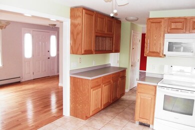 66 Burns Rd, Pelham, NH 03076 - photo 5