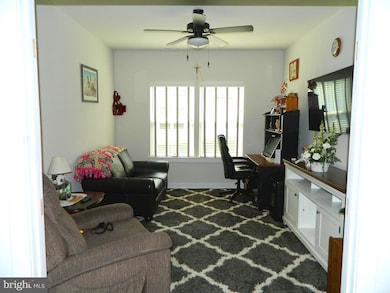 242 Amesbury Blvd, Woolwich Township, NJ 08085 - photo 3