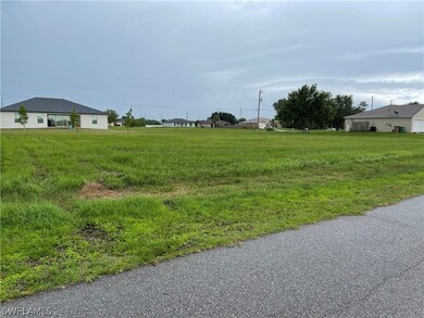 2809 NE 4th Ave, Cape Coral, FL 33909 - photo 5