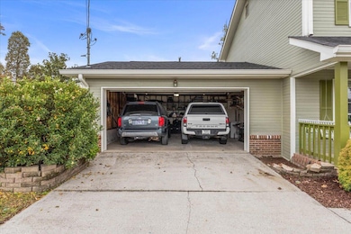 8120 Fallen Maple Dr, Chattanooga, TN 37421 - photo 5