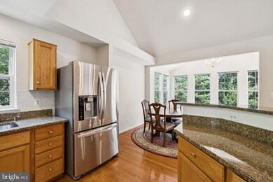 13013 Lupine Turn, Woodbridge, VA 22192 - photo 6
