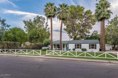 2441 E Mitchell-3