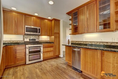 3437 Wesleyan Dr, Anchorage, AK 99508 - photo 7