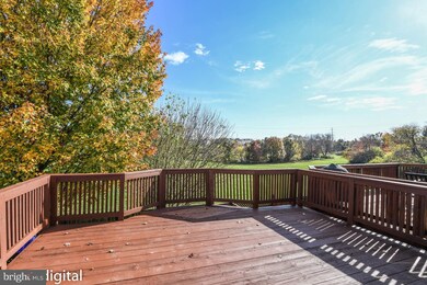 7111 Ladd Cir, Frederick, MD 21703 - photo 7