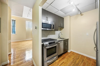 341 Monmouth St unit 104D, Jersey City, NJ 07302 - photo 4