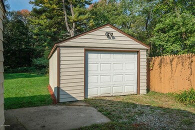 2929 Virginia-21