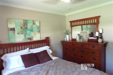 1904 S Hedgewood Dr, Bolivar, MO 65613 - photo 7