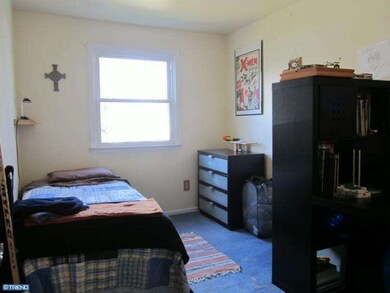 203 Hoyt Place, Wallingford, PA 19086 - photo 5