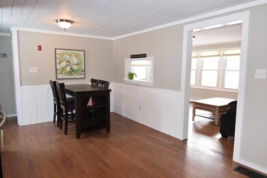 295 Maple St, Bethlehem, NH 03574 - photo 4