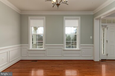 1406 Volunteer Dr, Brunswick, MD 21716 - photo 6