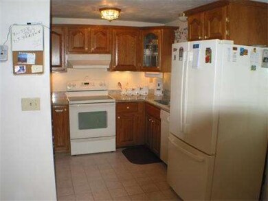 19 Washington Green unit 19, East Walpole, MA 02032 - photo 5